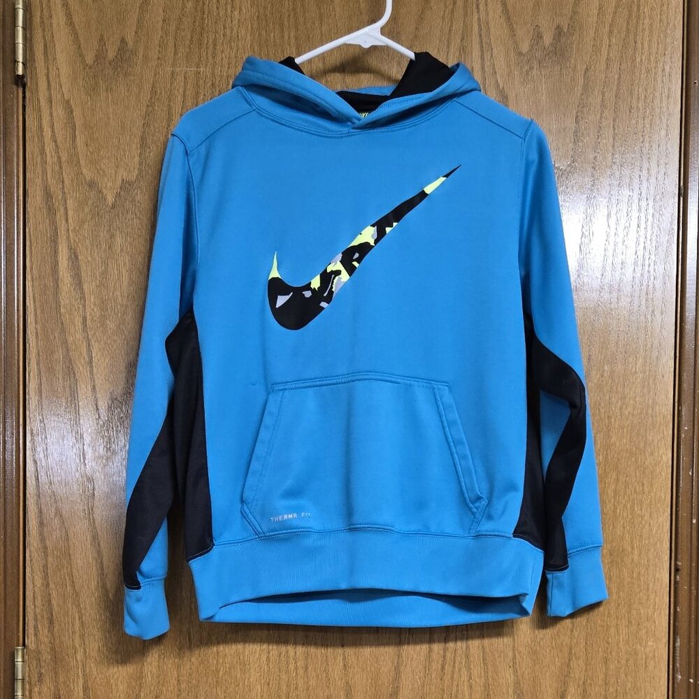 Nike Therma-Fit Youth XL Pullover Hooded Sweatshirt